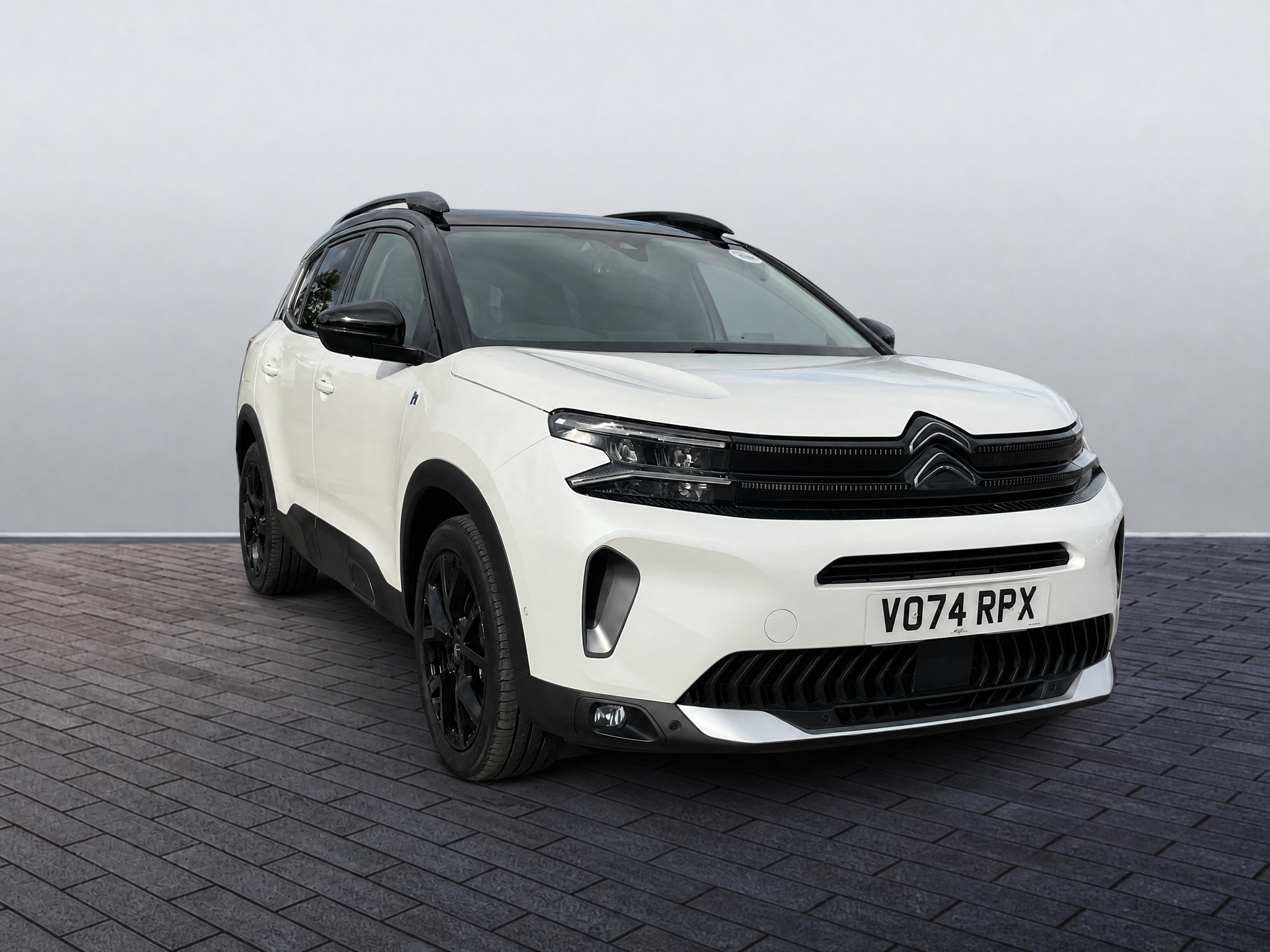 Main listing image - Citroen C5 Aircross