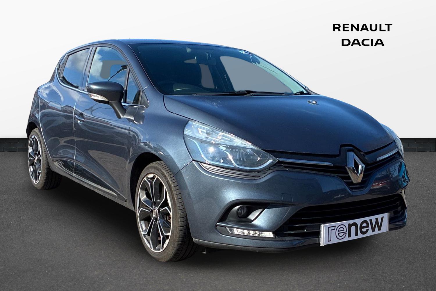 Main listing image - Renault Clio