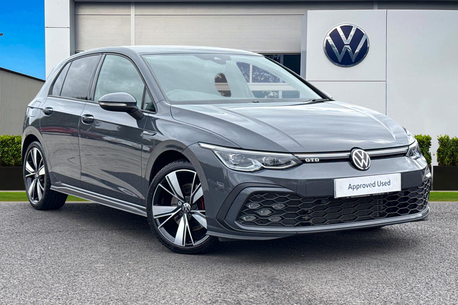 Main listing image - Volkswagen Golf