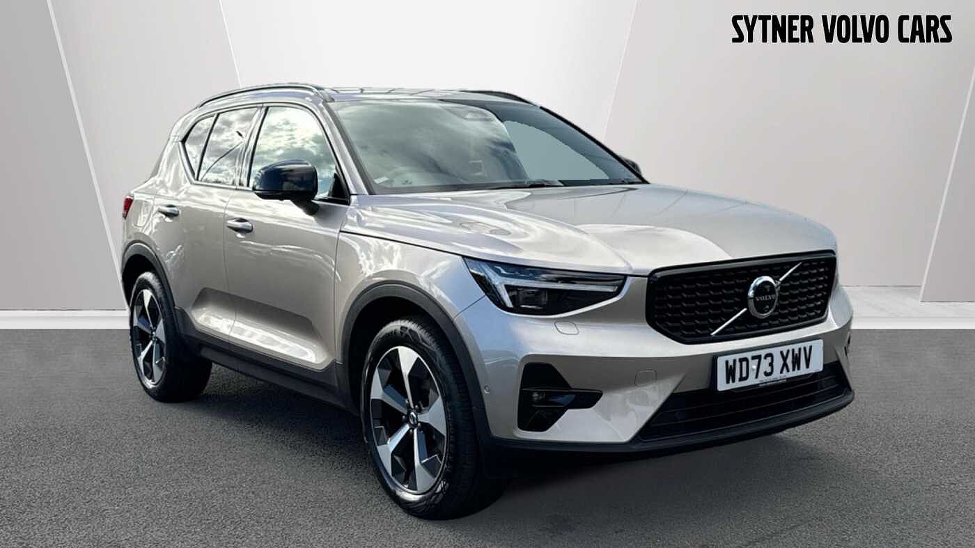 Main listing image - Volvo XC40