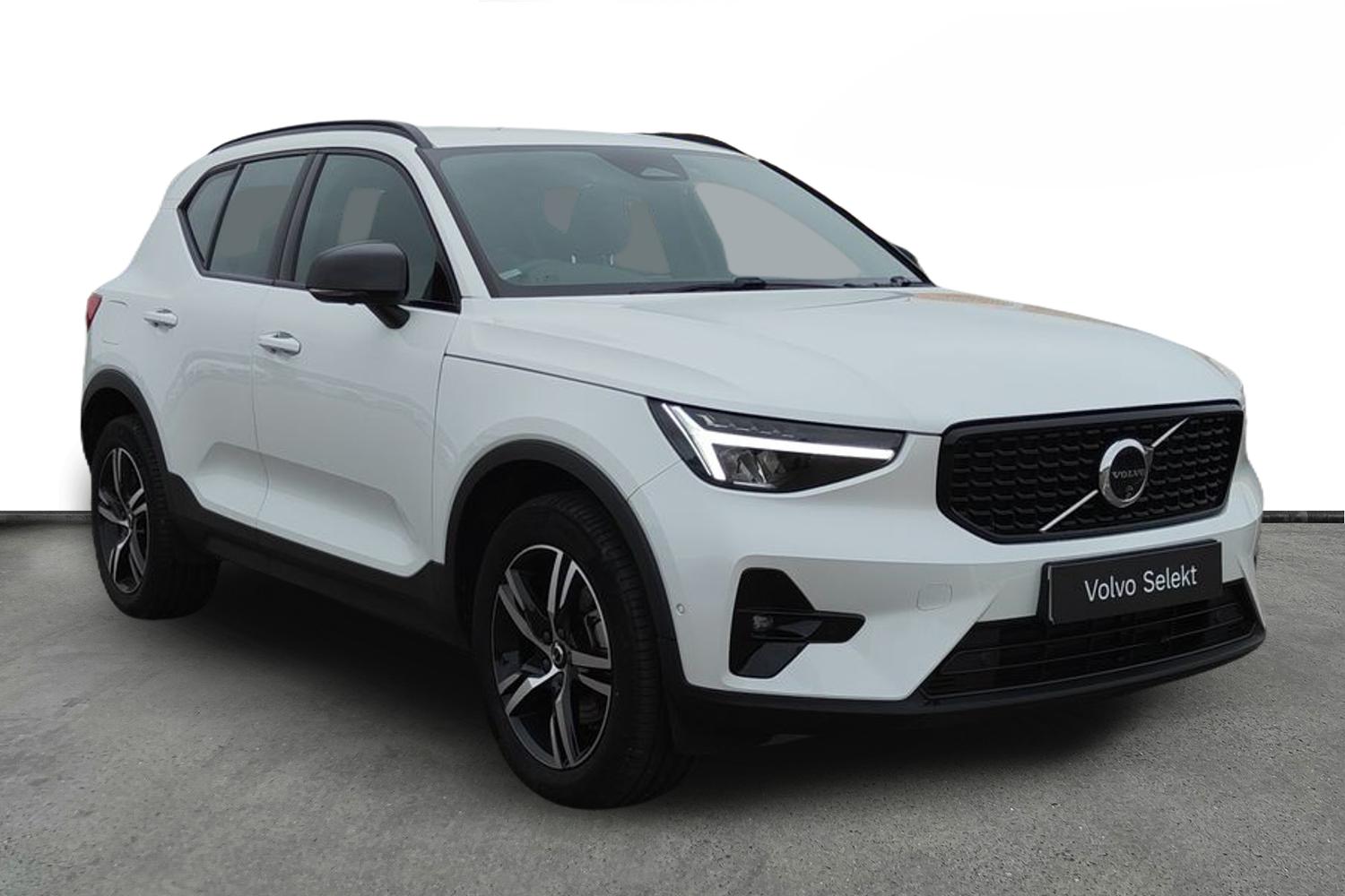 Main listing image - Volvo XC40
