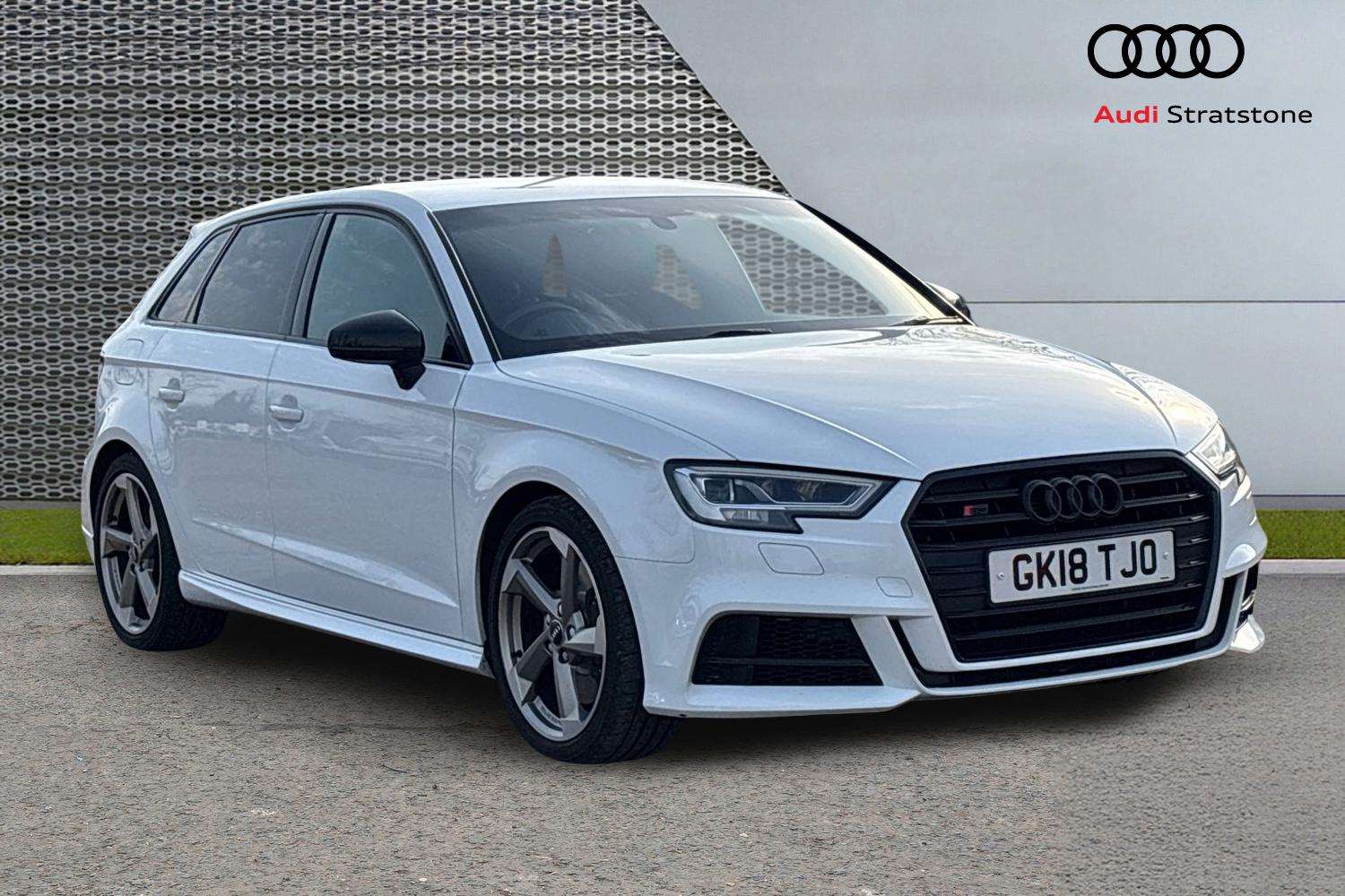 Main listing image - Audi S3