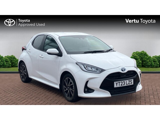 Main listing image - Toyota Yaris