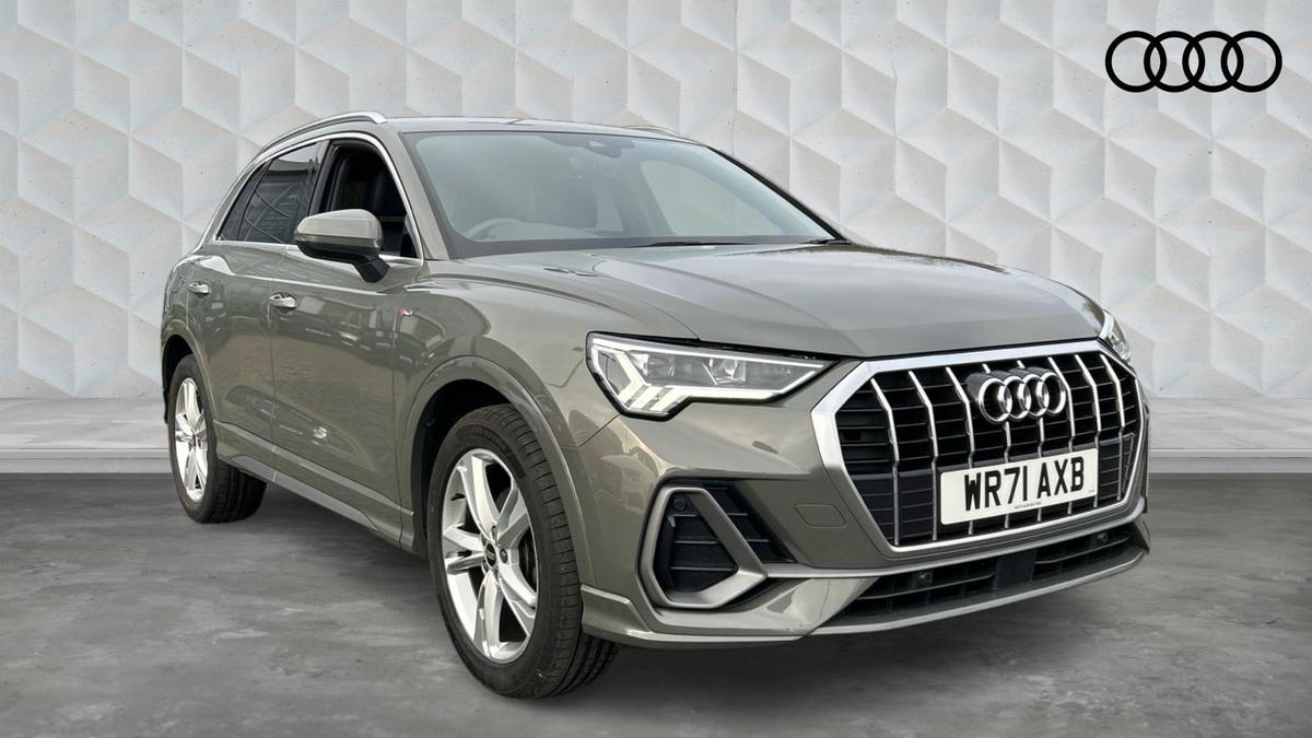 Main listing image - Audi Q3