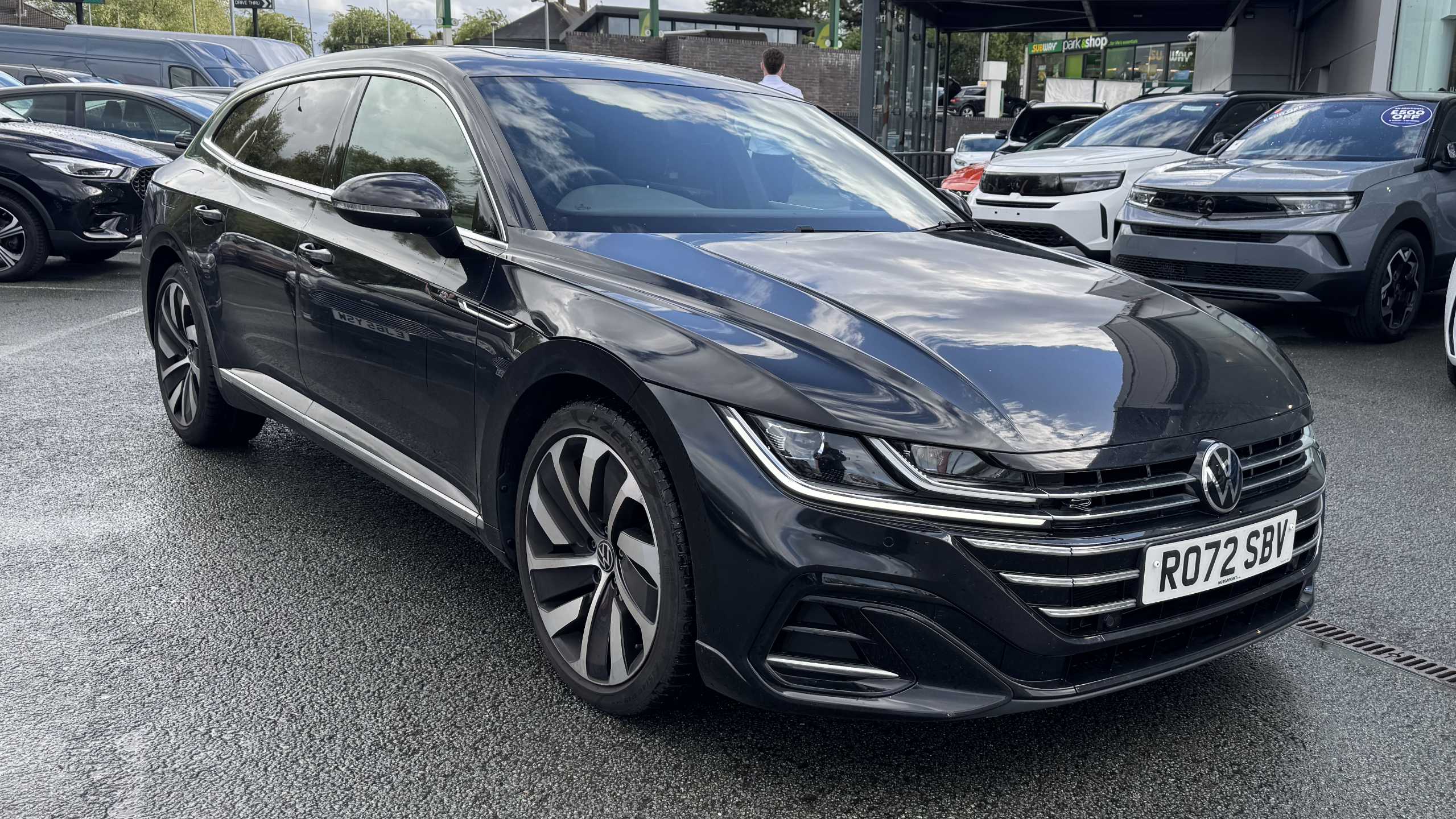Main listing image - Volkswagen Arteon Shooting Brake