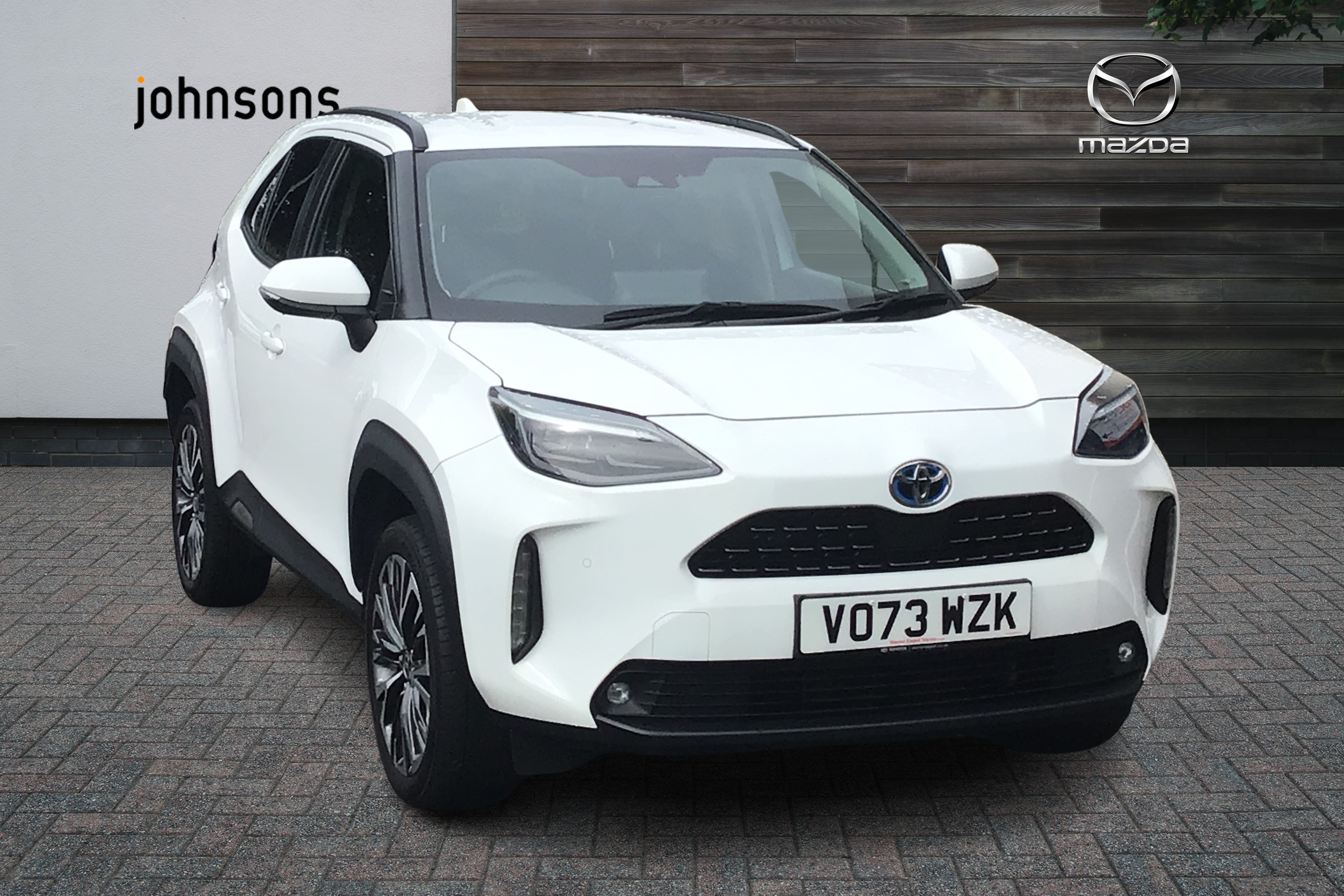 Main listing image - Toyota Yaris Cross