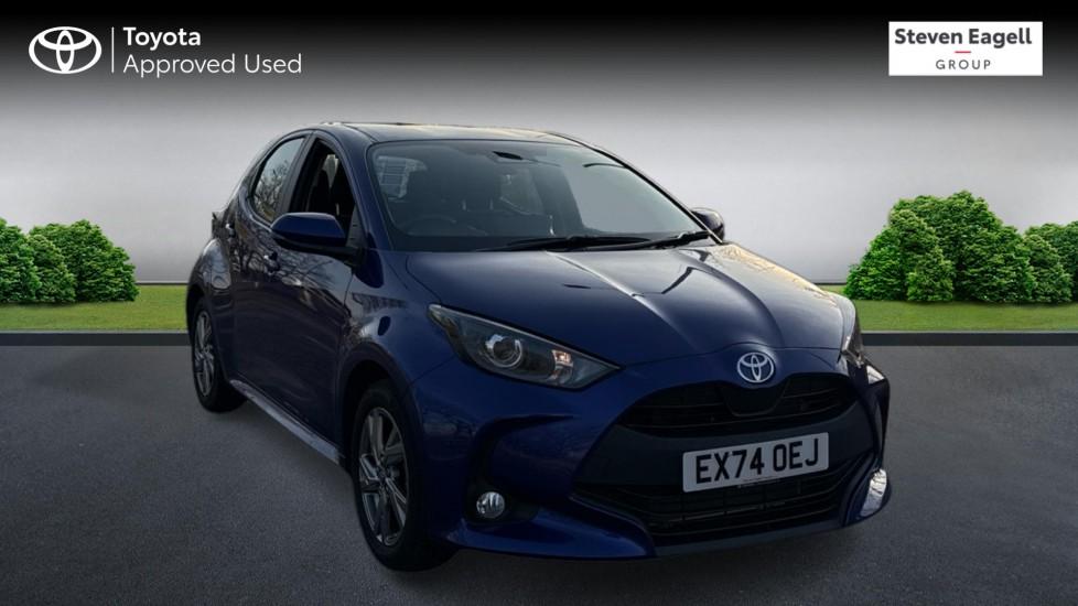 Main listing image - Toyota Yaris