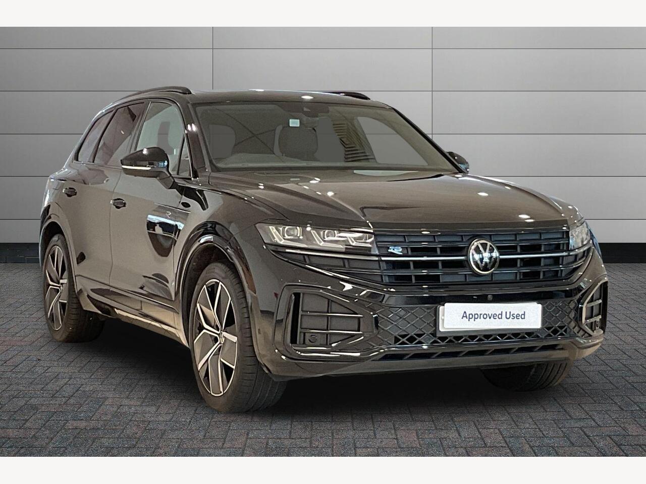 Main listing image - Volkswagen Touareg