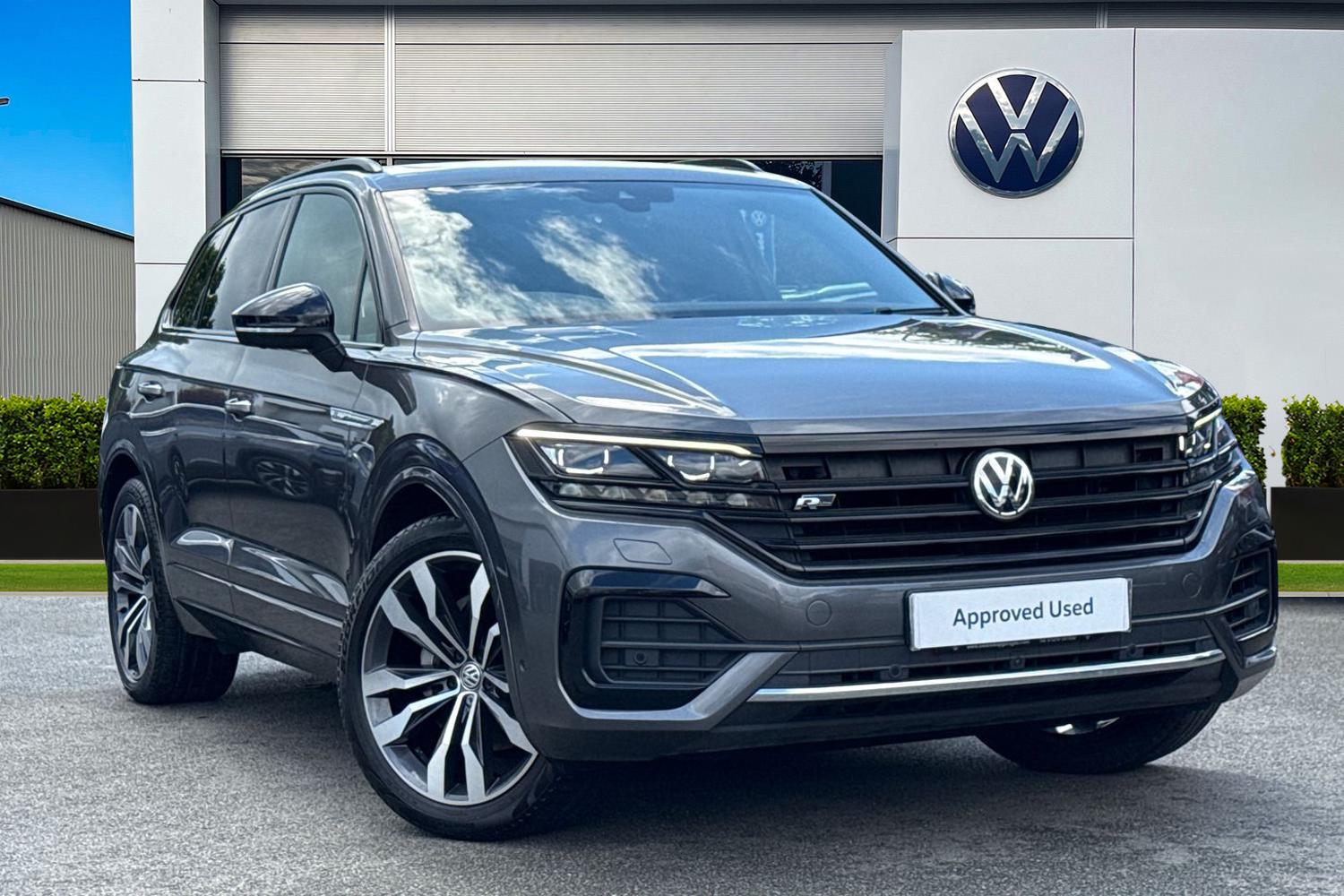 Main listing image - Volkswagen Touareg