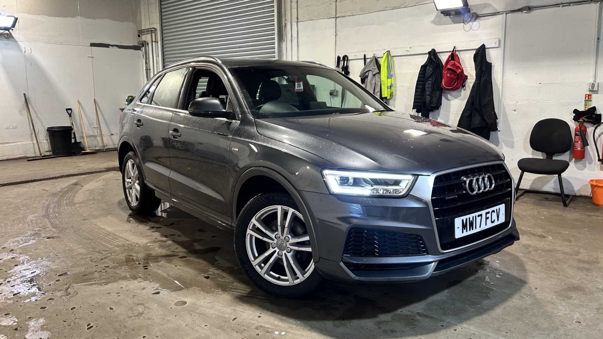 Main listing image - Audi Q3