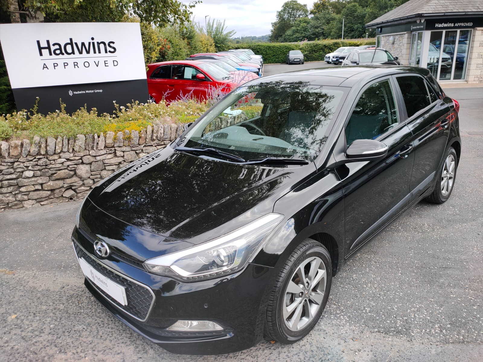 Main listing image - Hyundai i20