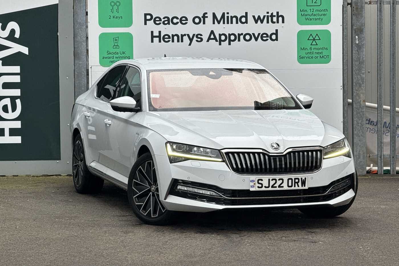 Main listing image - Skoda Superb