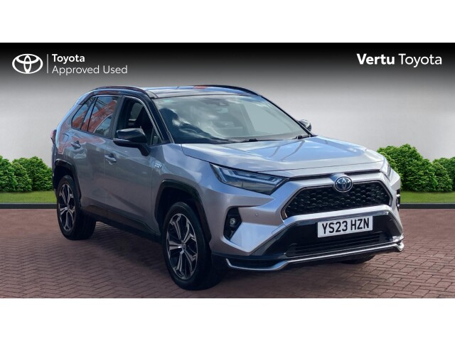 Main listing image - Toyota RAV4