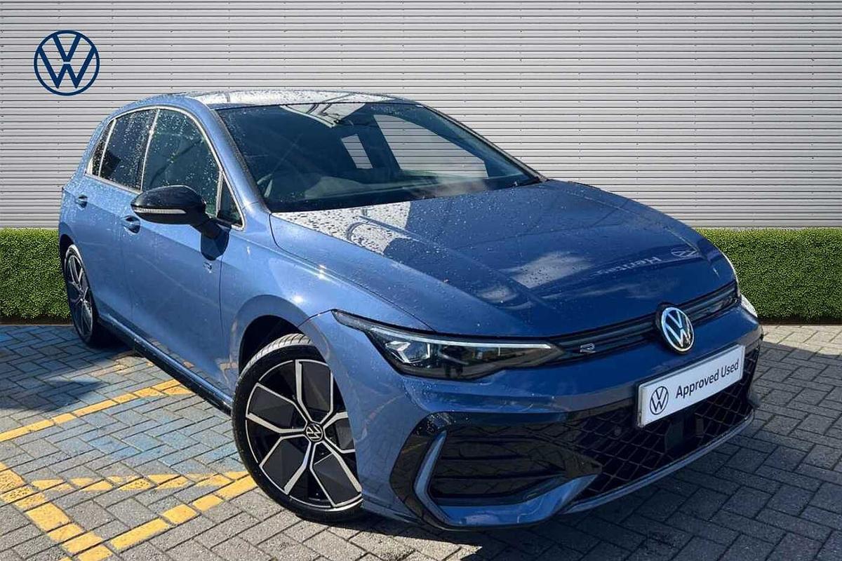 Main listing image - Volkswagen Golf