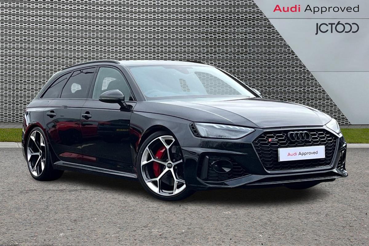 Main listing image - Audi RS4