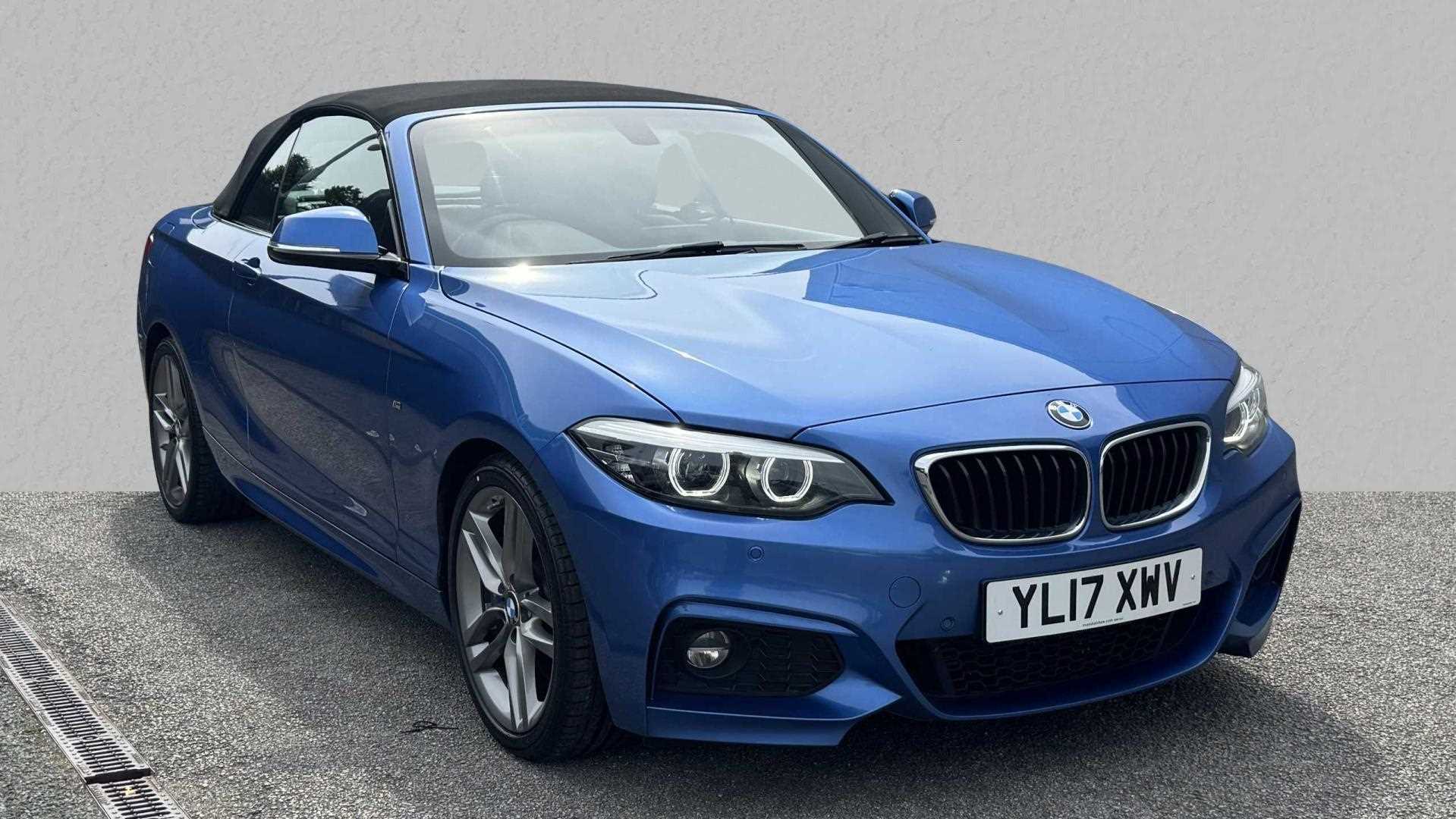 Main listing image - BMW 2 Series Convertible