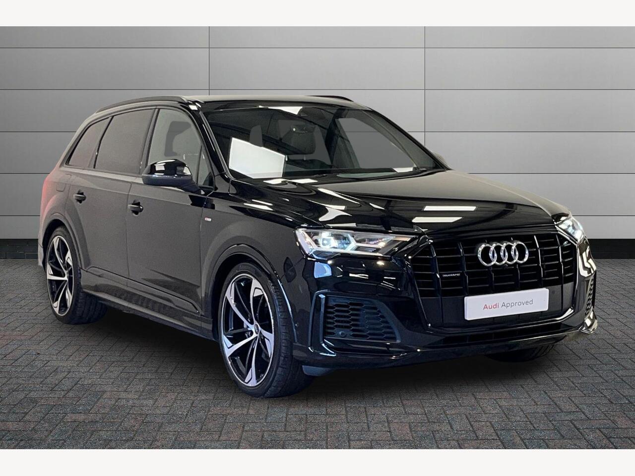 Main listing image - Audi Q7