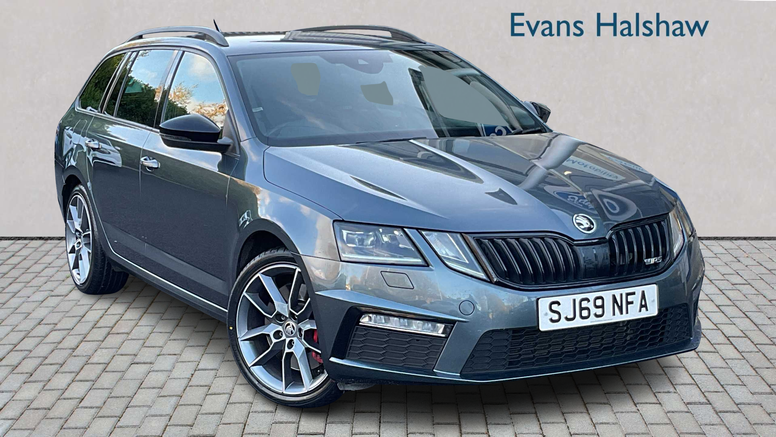 Main listing image - Skoda Octavia Estate