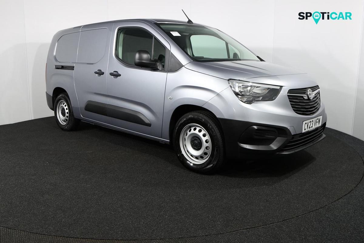 Main listing image - Vauxhall Combo Cargo-e