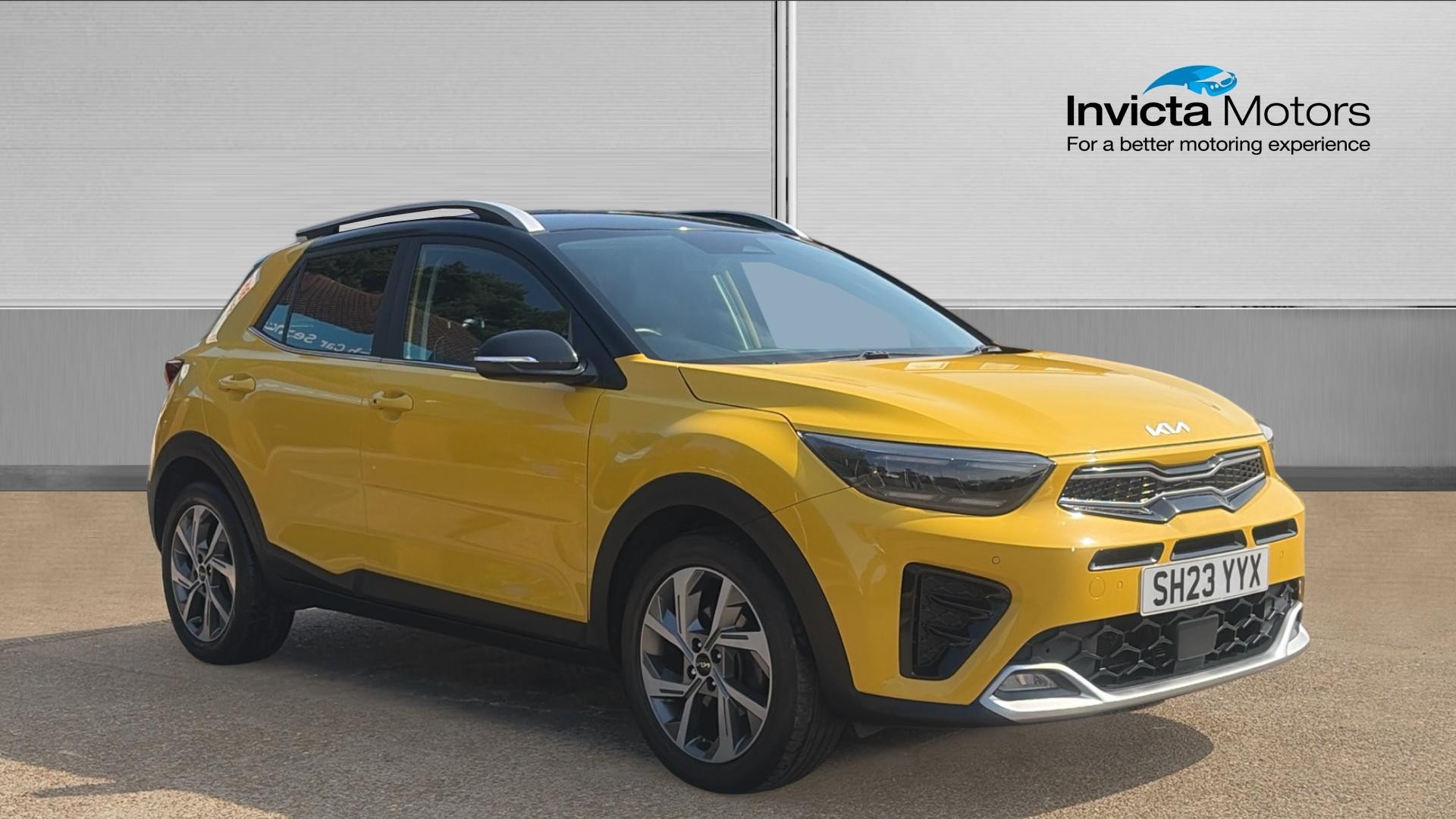 Main listing image - Kia Stonic