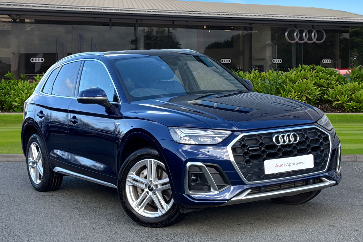 Main listing image - Audi Q5