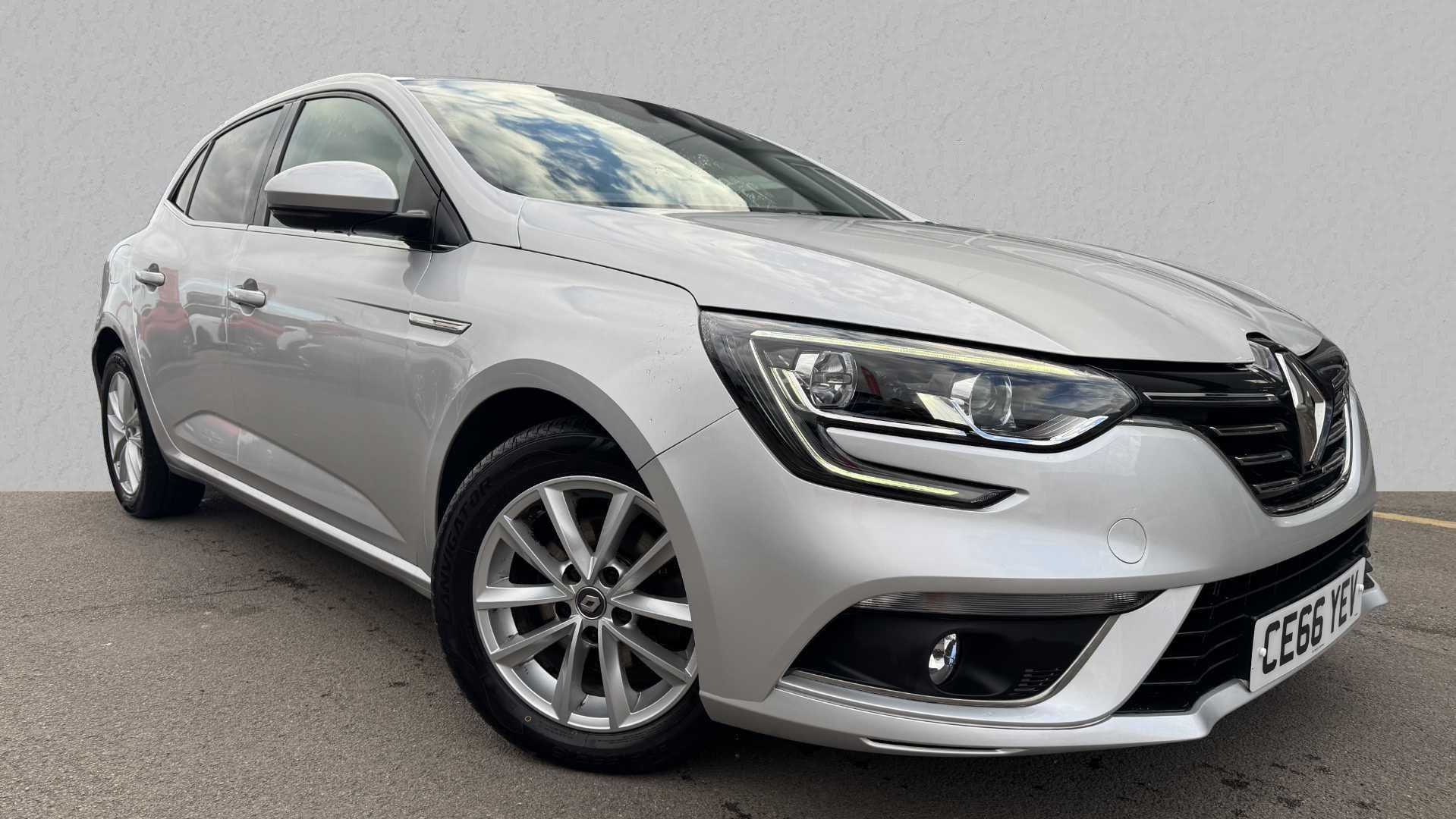 Main listing image - Renault Megane