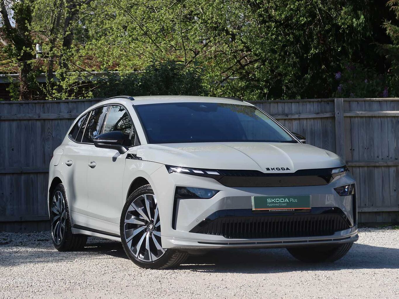 Main listing image - Skoda Enyaq