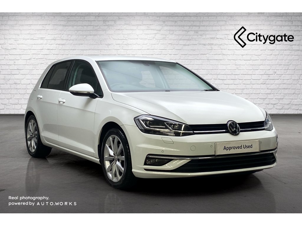 Main listing image - Volkswagen Golf