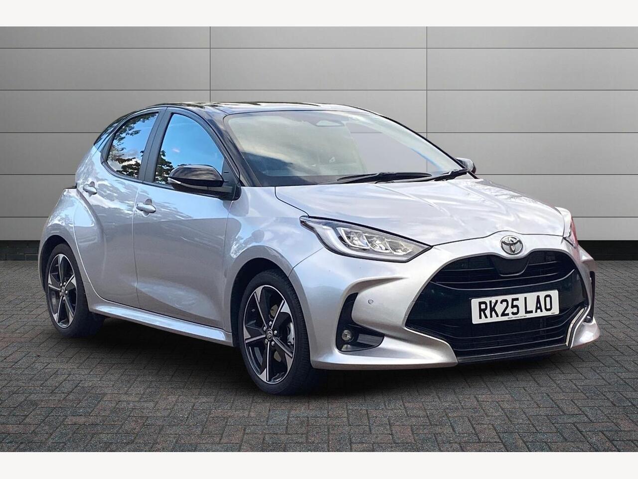 Main listing image - Toyota Yaris