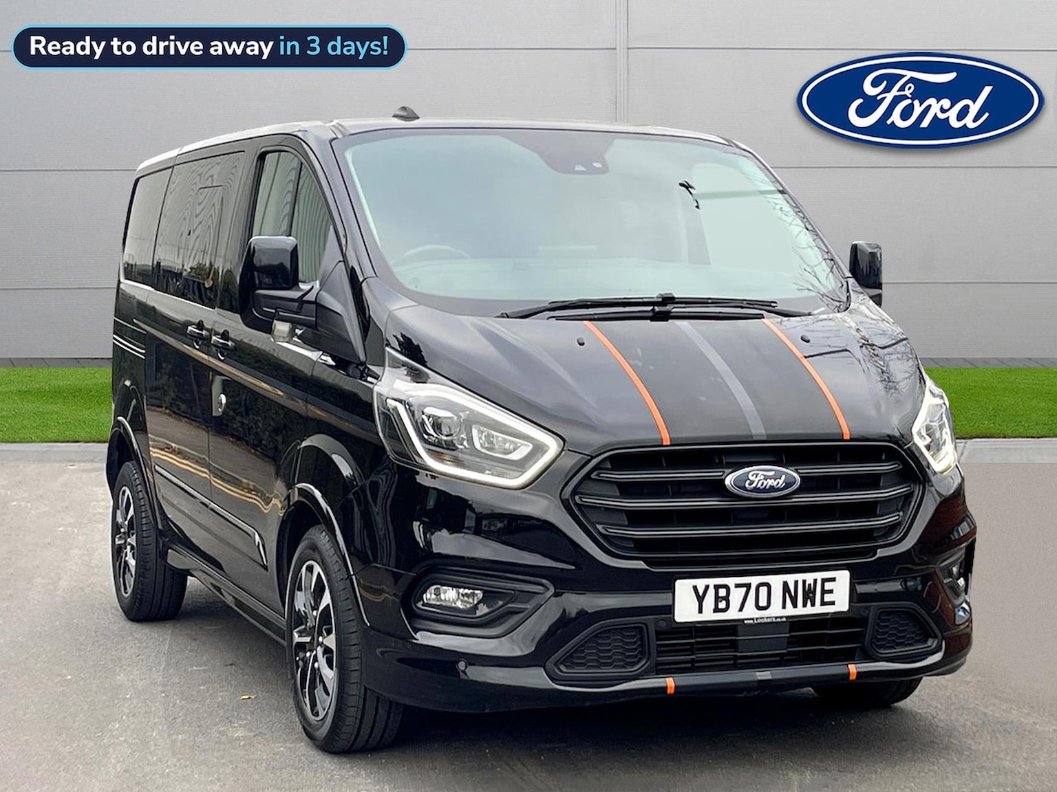 Main listing image - Ford Transit Custom