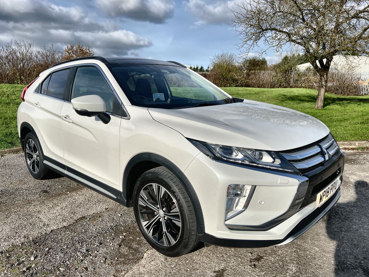 Main listing image - Mitsubishi Eclipse Cross