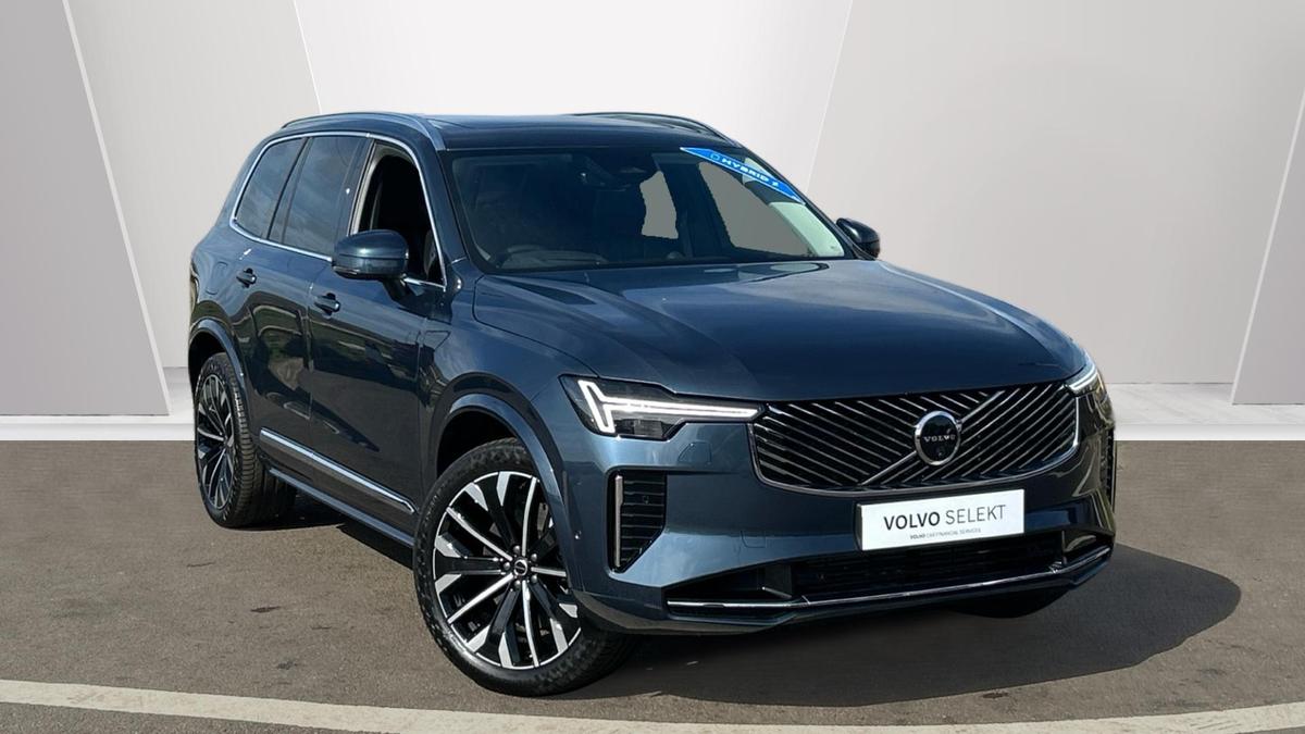 Main listing image - Volvo XC90