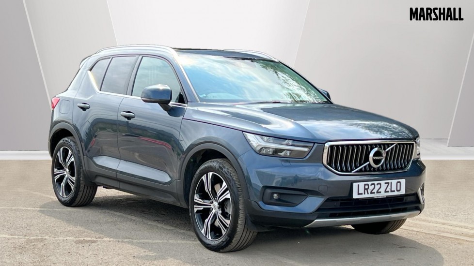 Main listing image - Volvo XC40 Recharge