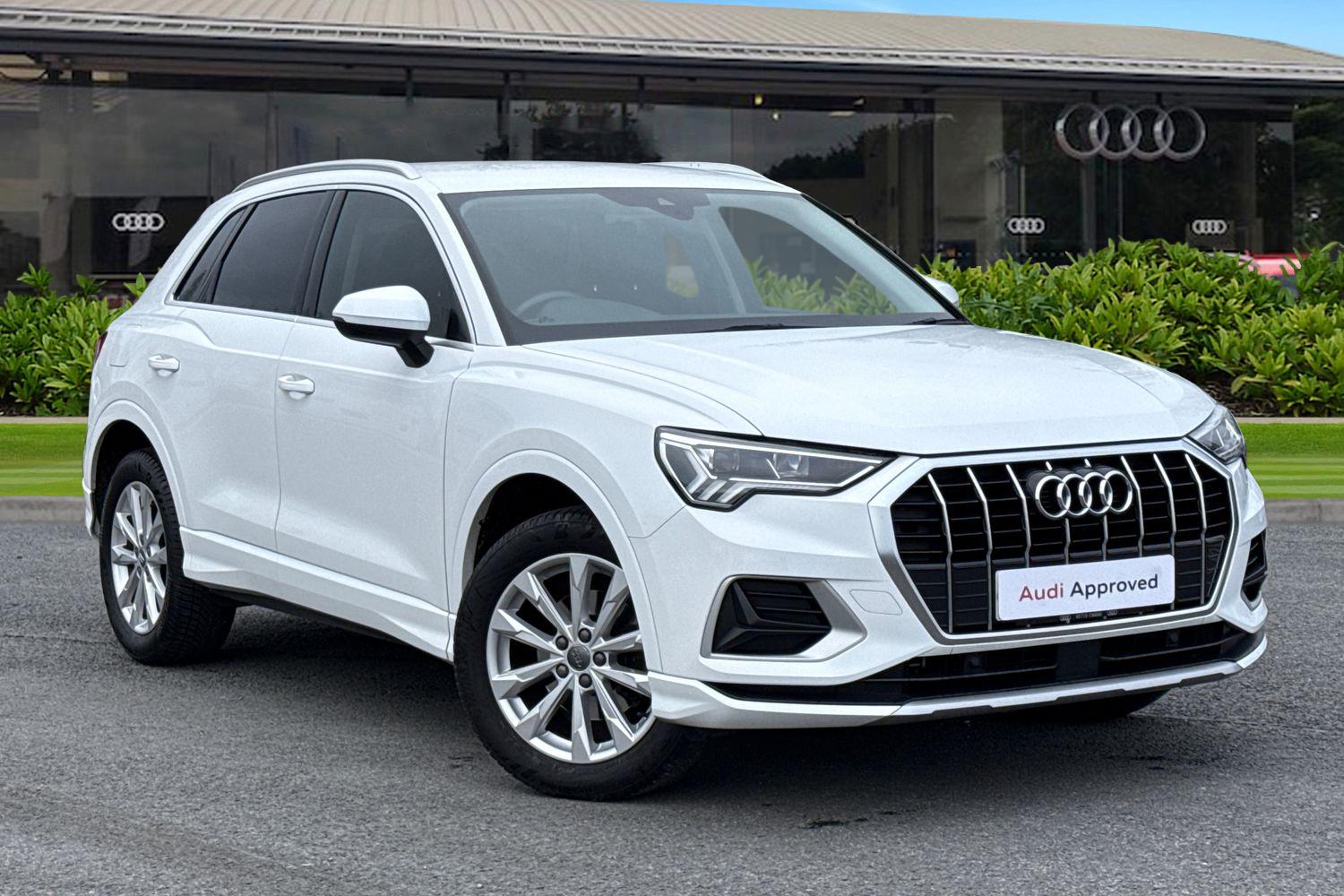 Main listing image - Audi Q3