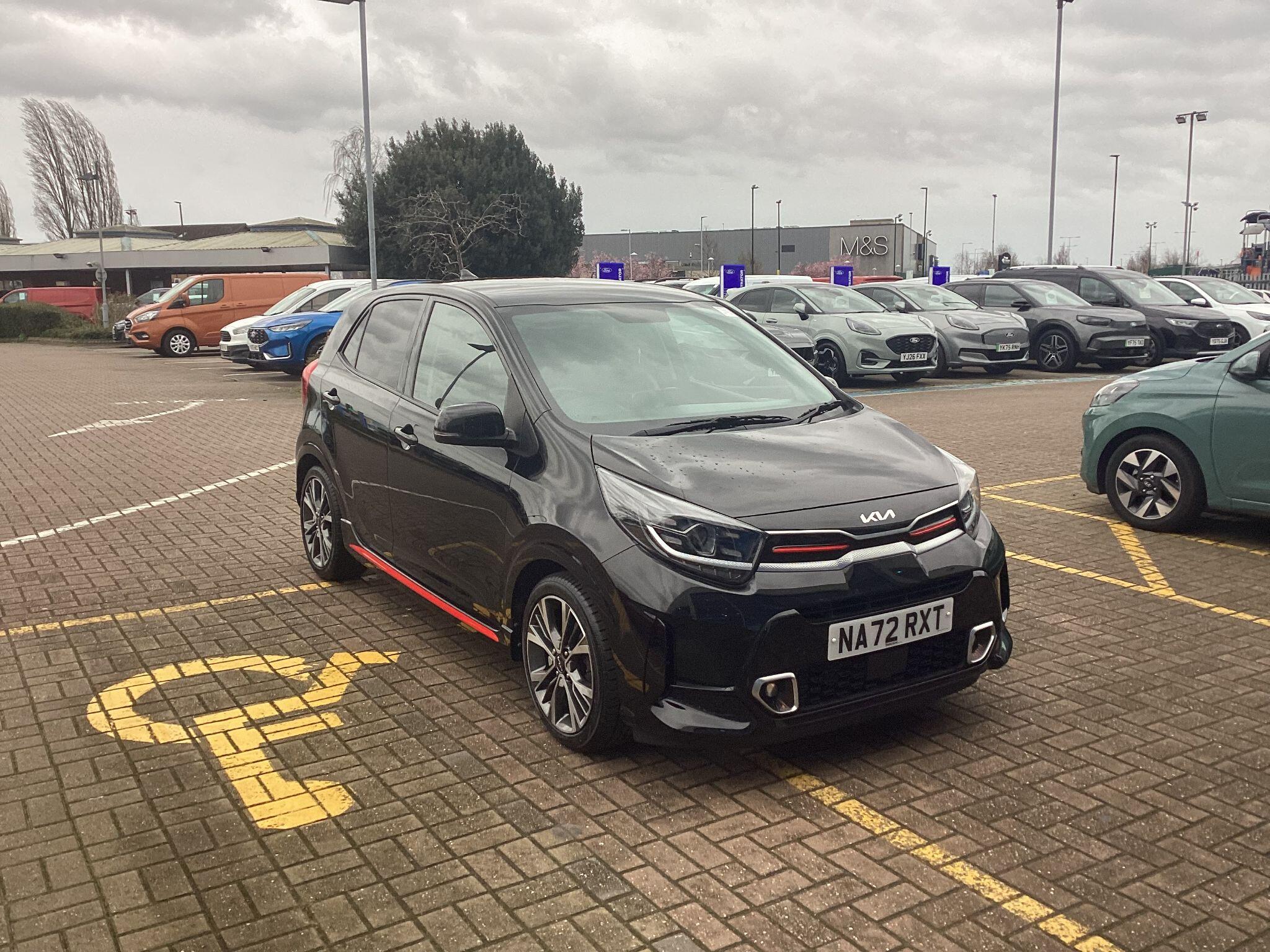 Main listing image - Kia Picanto