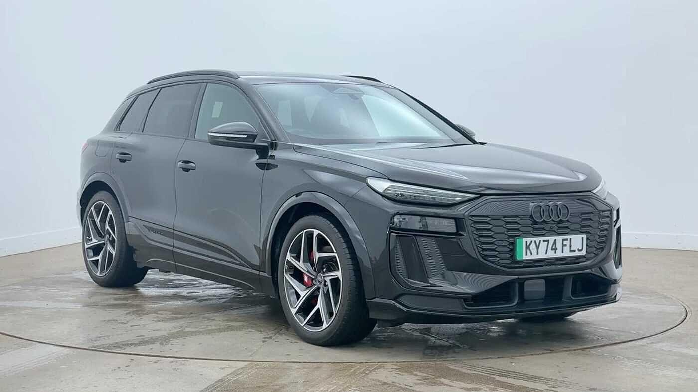 Main listing image - Audi Q6
