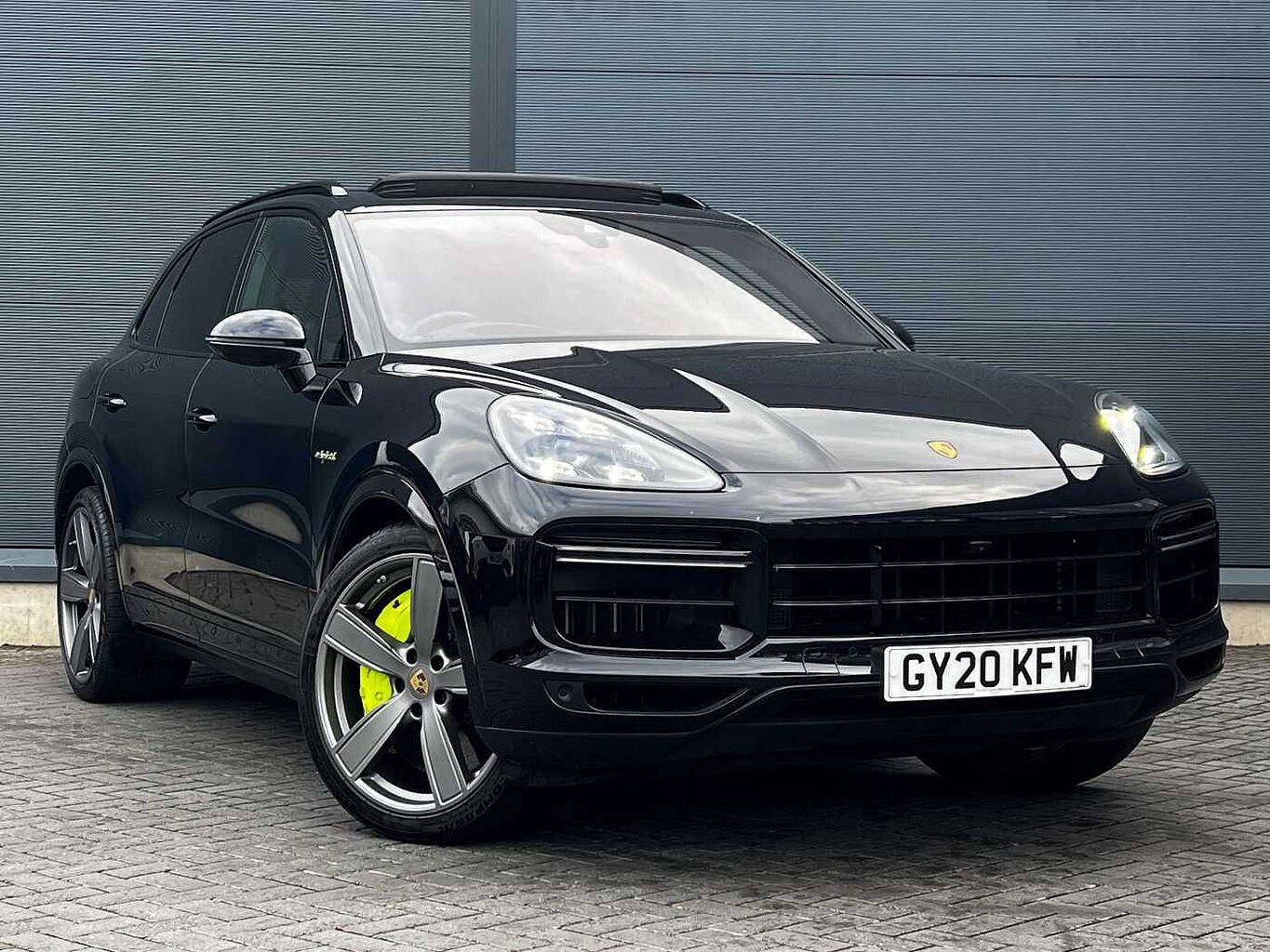 Main listing image - Porsche Cayenne