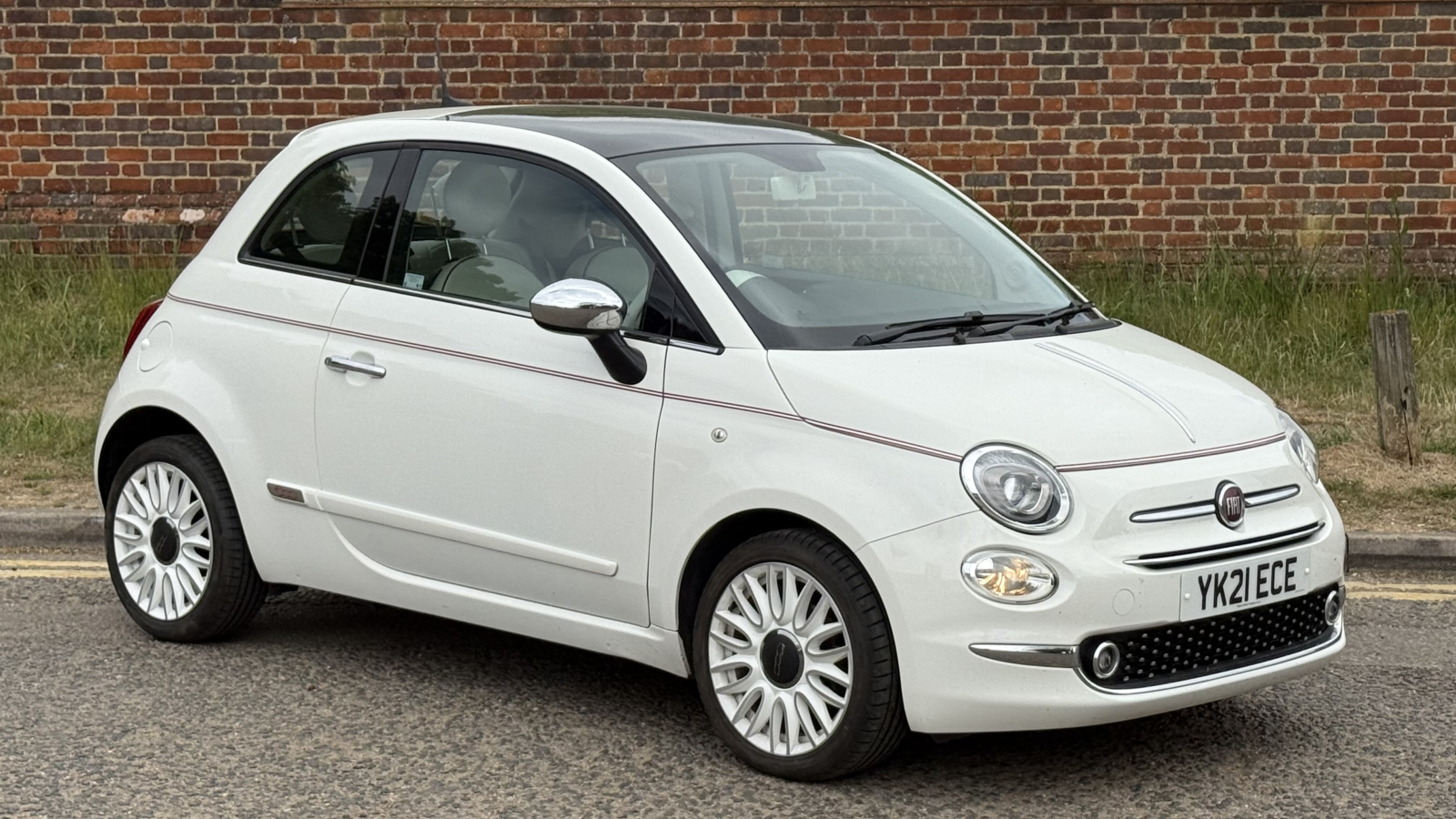 Main listing image - Fiat 500