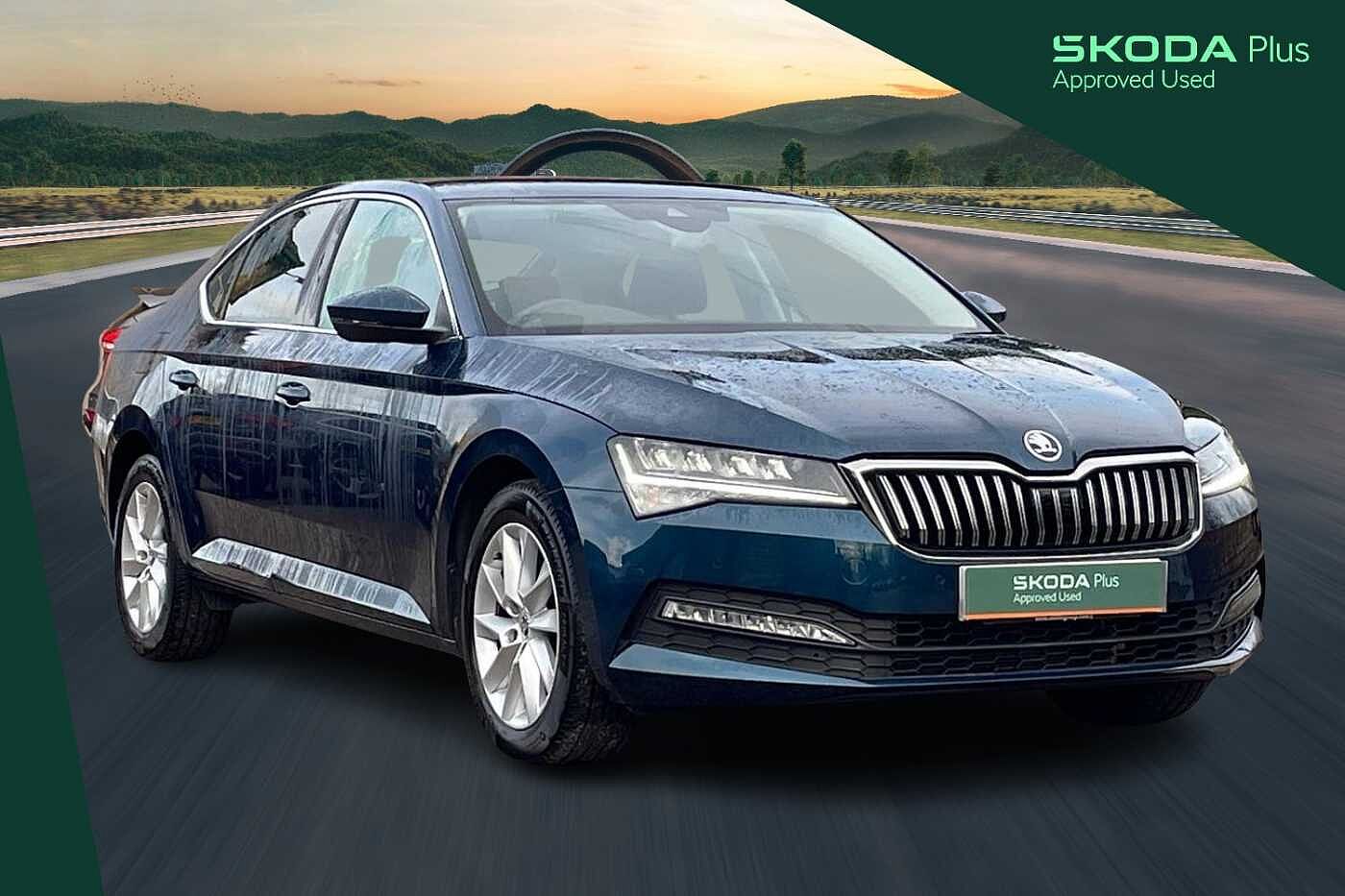 Main listing image - Skoda Superb