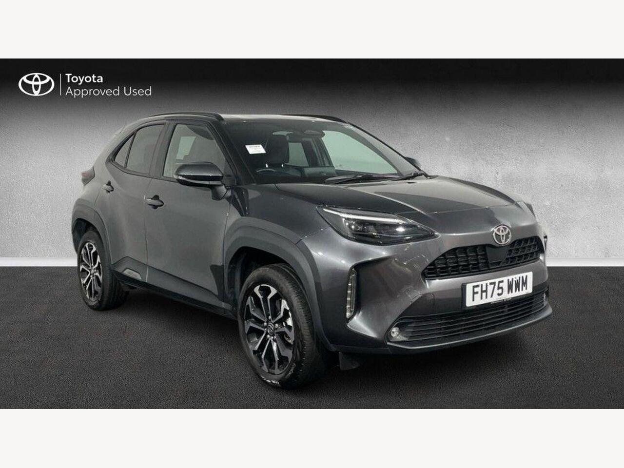 Main listing image - Toyota Yaris Cross