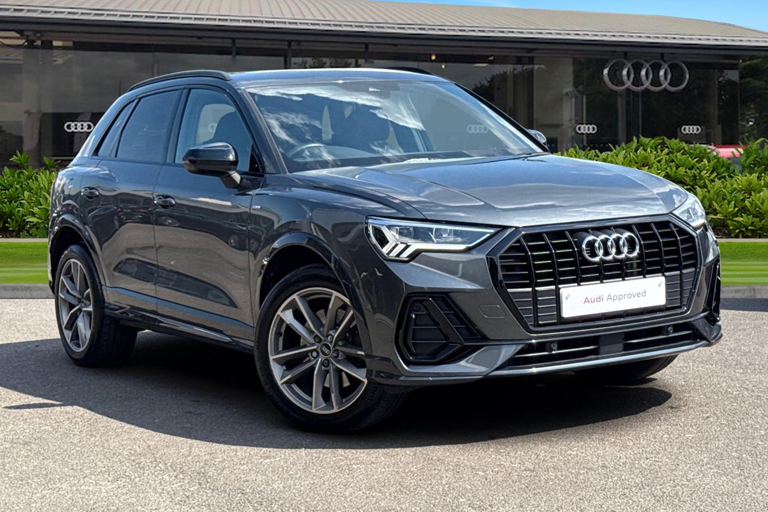 Main listing image - Audi Q3