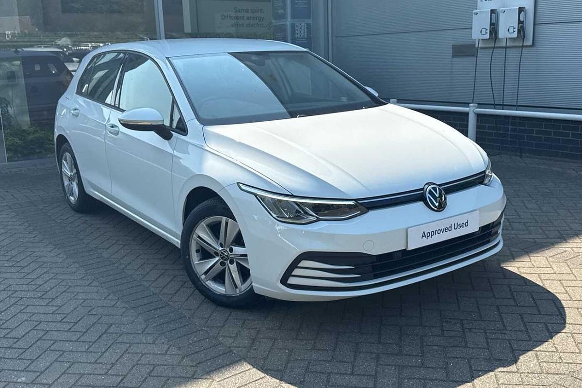 Main listing image - Volkswagen Golf