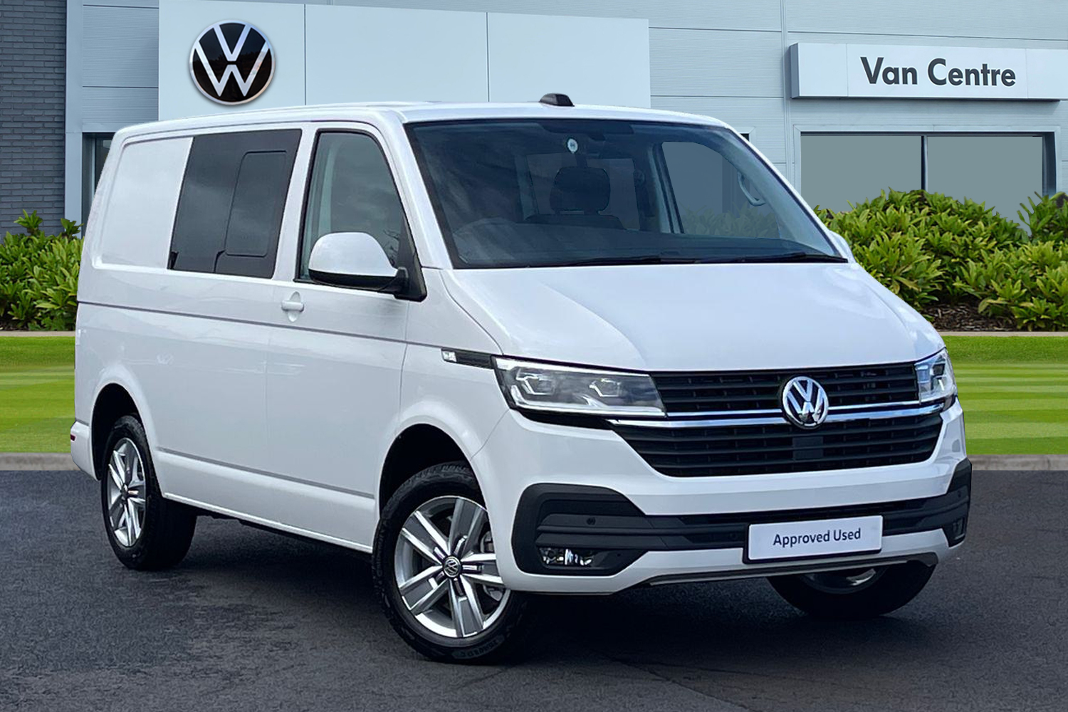 Main listing image - Volkswagen Transporter