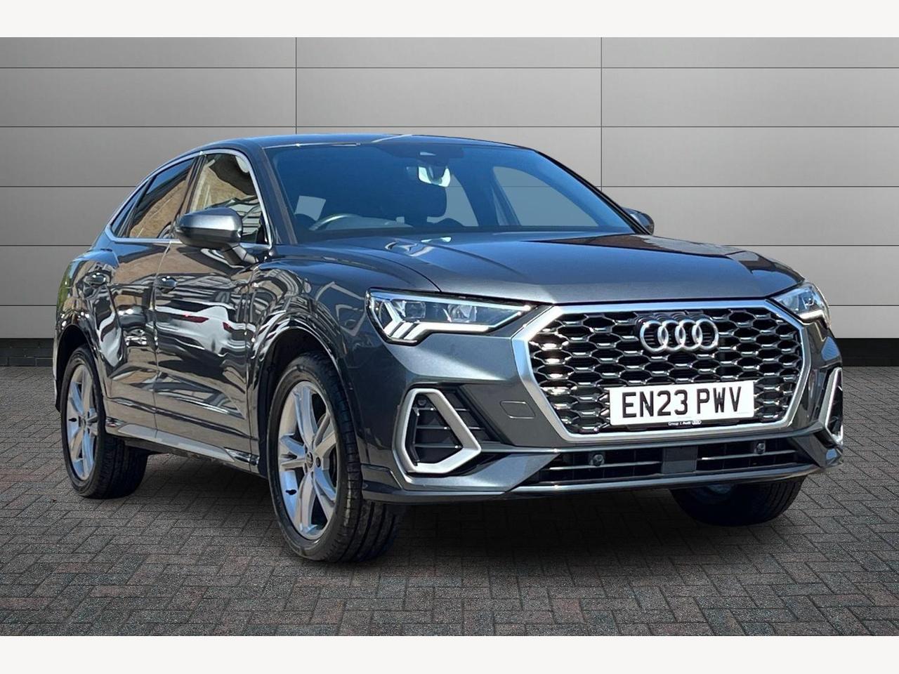 Main listing image - Audi Q3