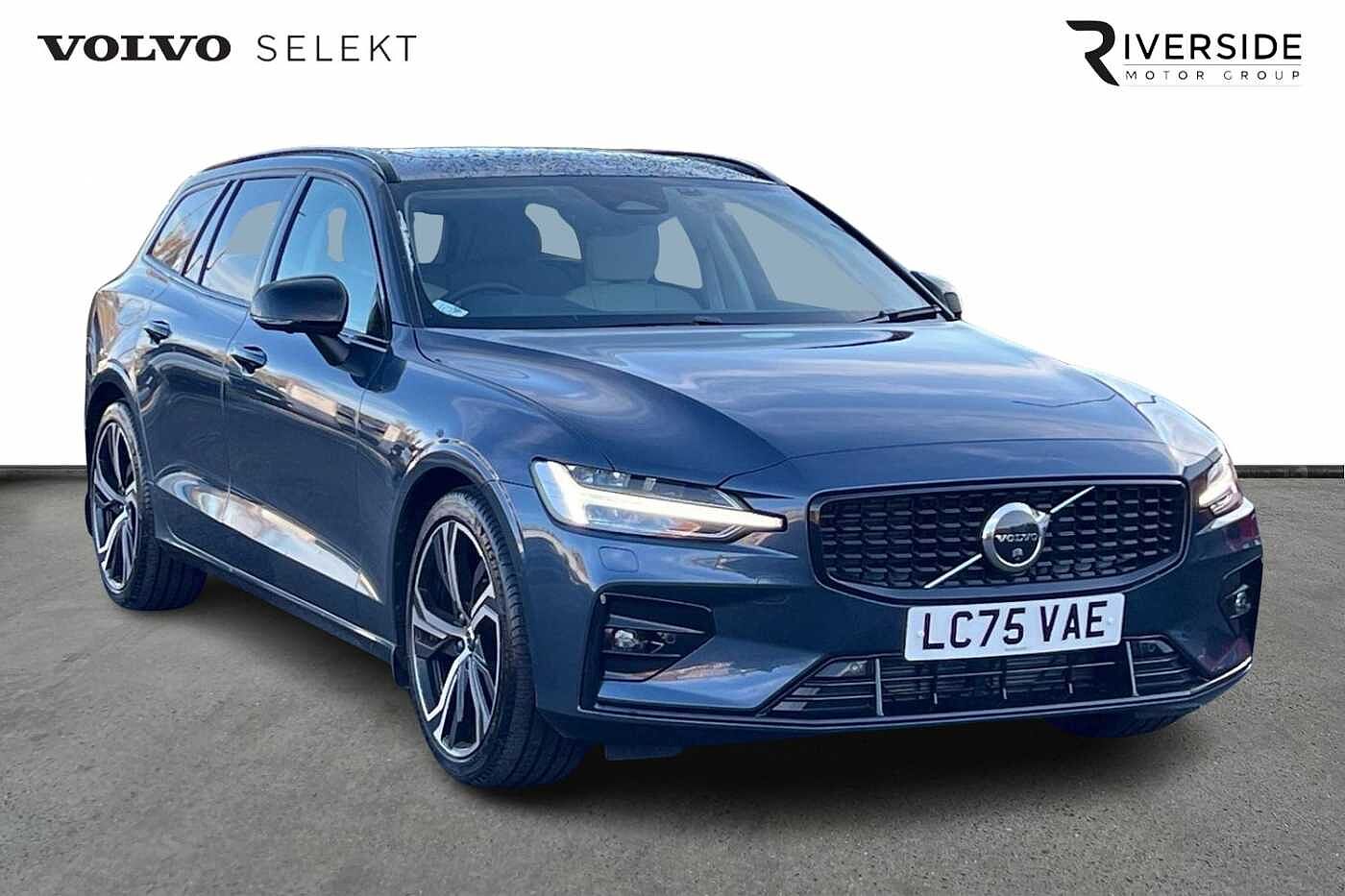 Main listing image - Volvo V60