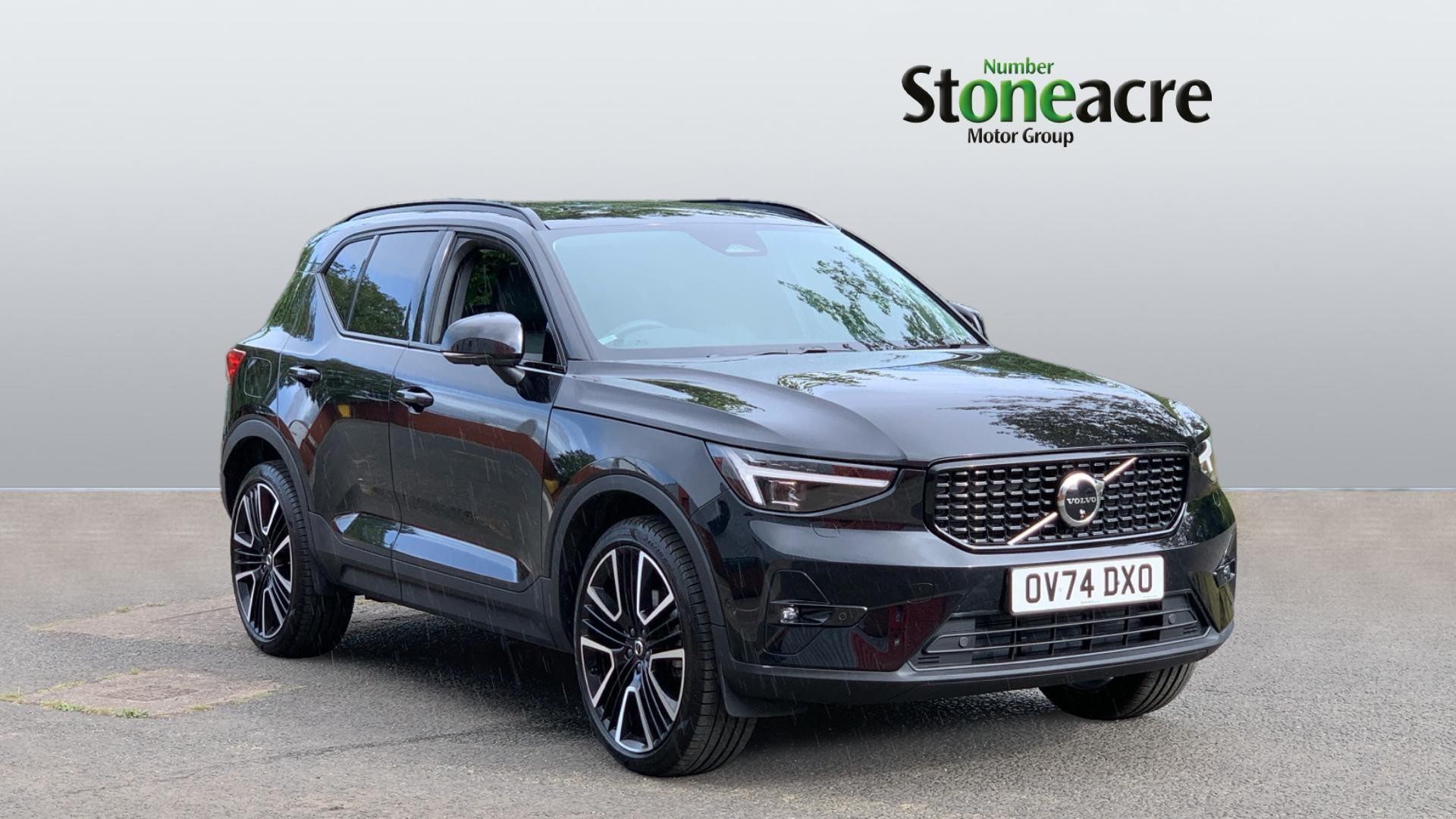 Main listing image - Volvo XC40