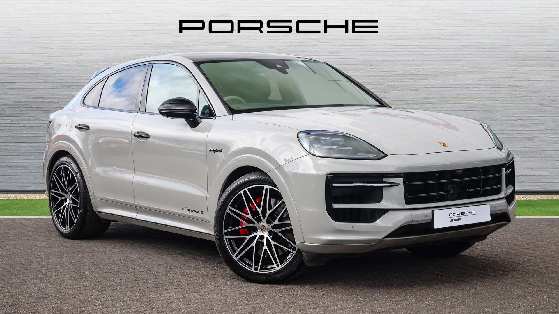 Main listing image - Porsche Cayenne