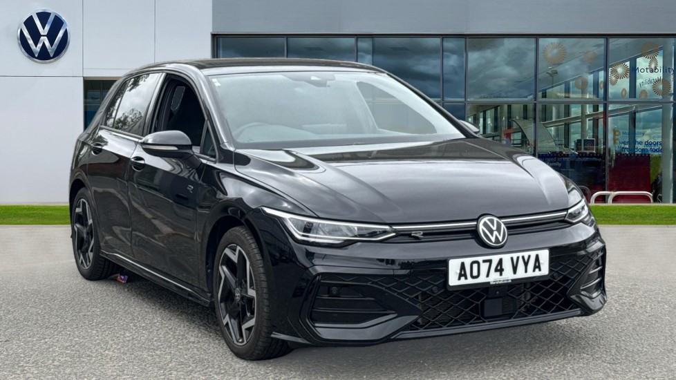 Main listing image - Volkswagen Golf