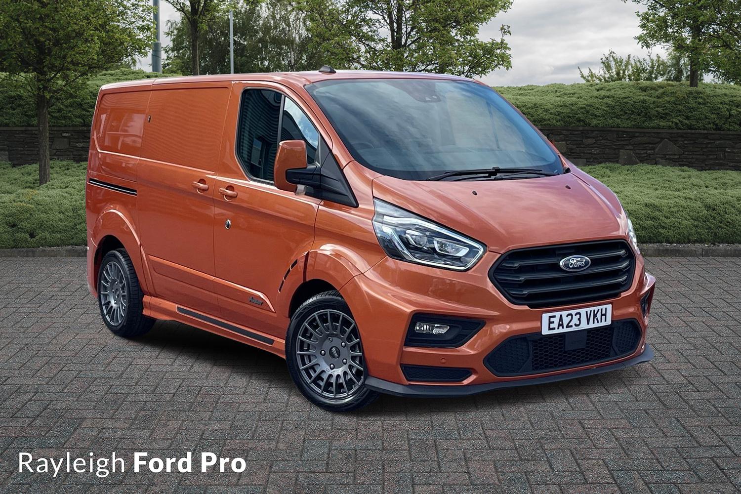 Main listing image - Ford Transit Custom