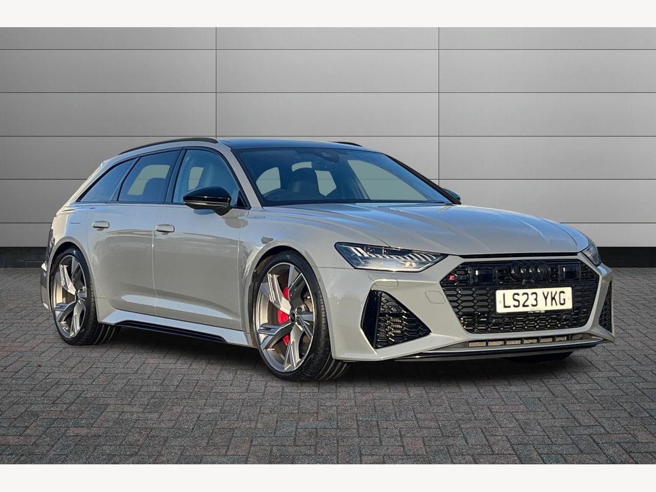 Main listing image - Audi RS6